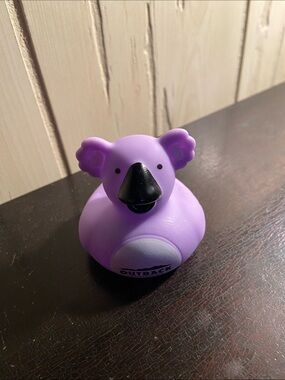 Purple Australia Aussie Koala Bear Rubber Duck Duckie Outback Steak advertising
